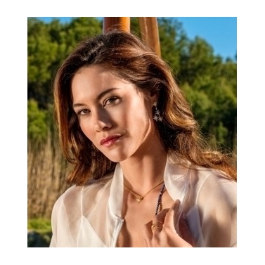 Collar de plata con rosa de los vientos